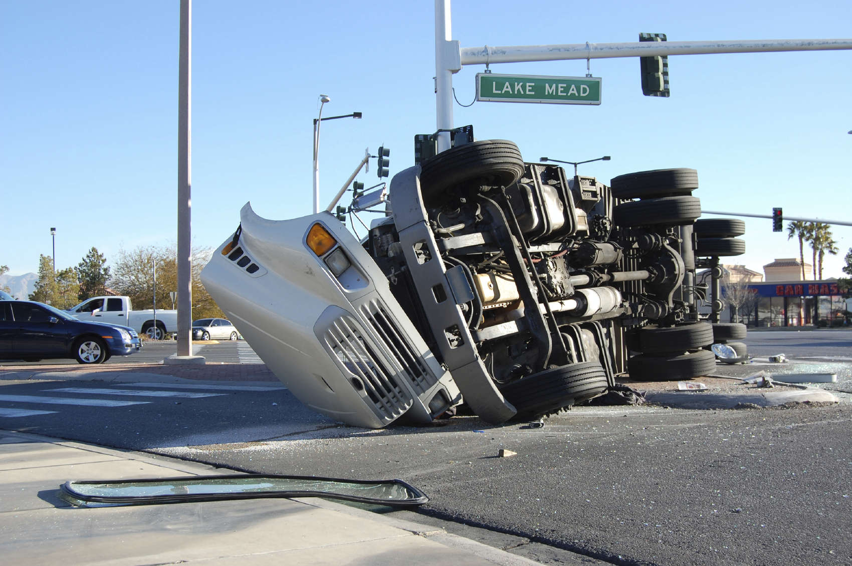 Truck Accident Lawyers & Attorneys Los Angeles