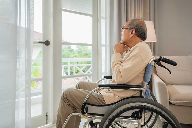 Assisted Living Homes: What to Look Out For